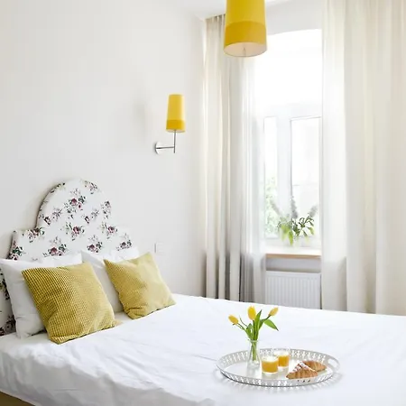 Bright In Old Town By Urban Rent *